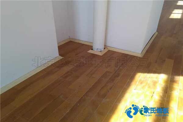 學?；@球場地地板適用范圍