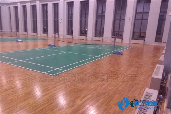 單龍骨體育籃球木地板保養