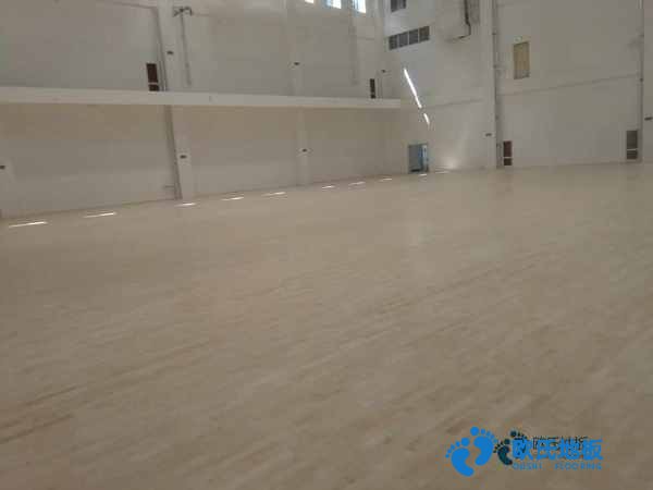 學(xué)校籃球場地木地板圖解