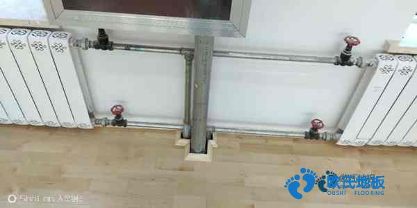 學?；@球場館地板用什么材料好