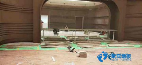 哪有運(yùn)動館木地板牌子
