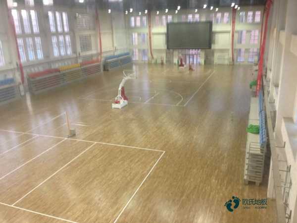 較好的籃球運動木地板劃線