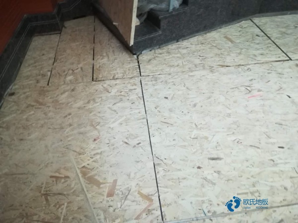 較好的籃球運(yùn)動木地板龍骨間距規(guī)范