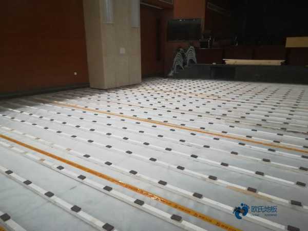 實(shí)木體育館地板等級2