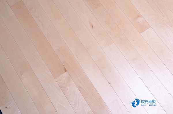 22mm厚體育場地地板行業品牌3