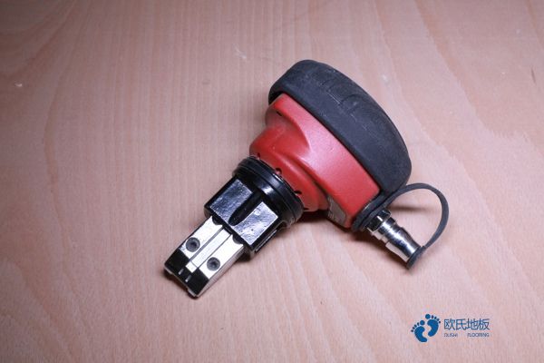 25厚運(yùn)動(dòng)籃球地板哪個(gè)品牌好2