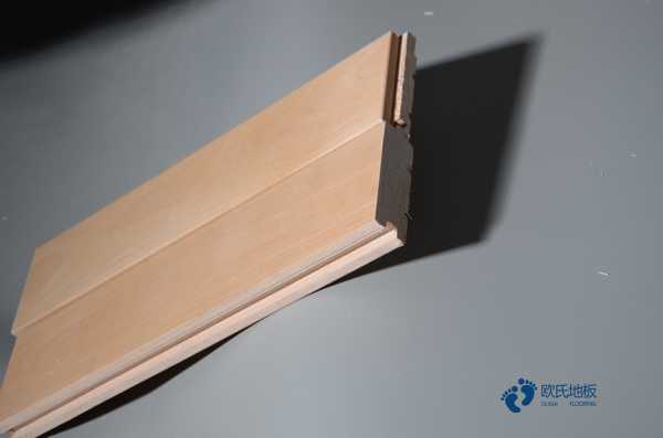 學?；@球場館地板的防火1